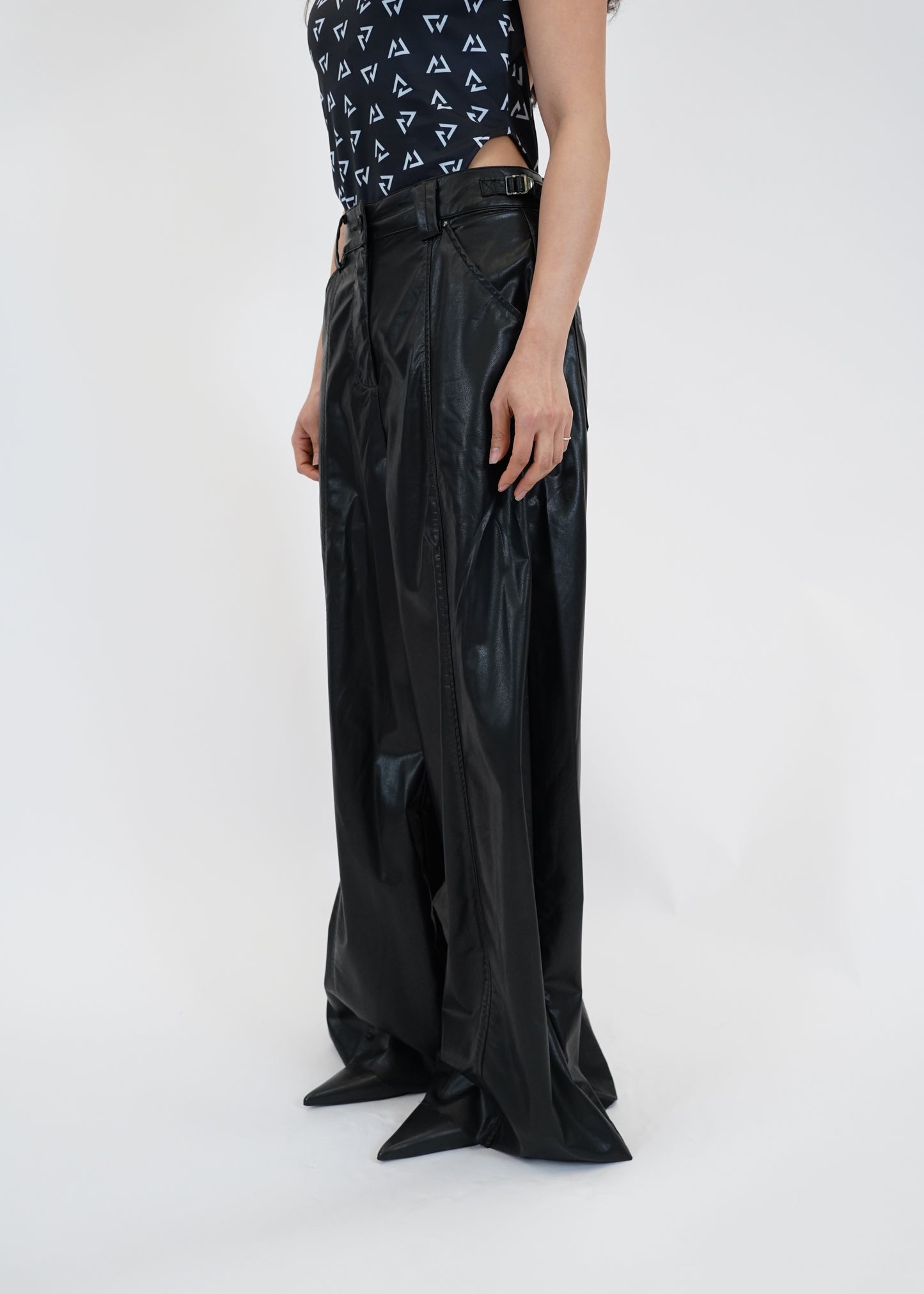 FAUX LEATHER WIDE-LEGS TROUSERS